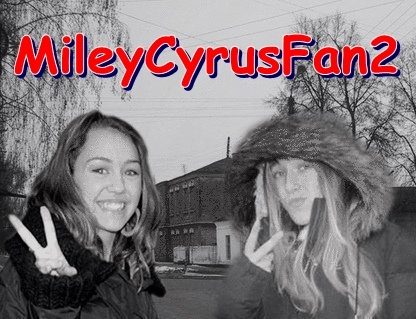 WTRVRSKMSLFNDNUKRBW - Miley Cyrus and her friend