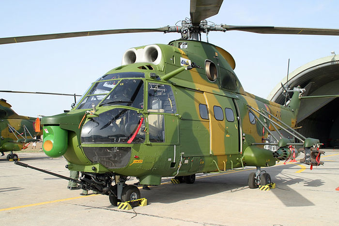 28-ro-air-force-iar-330-puma-socat