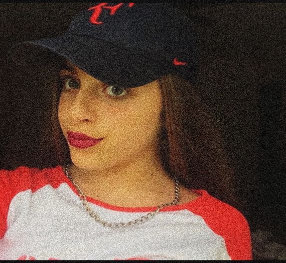 ∟ExpensiveLovex3 got  ̷B̷a̷b̷y̷ ̷A̷r̷i̷e̷l̷