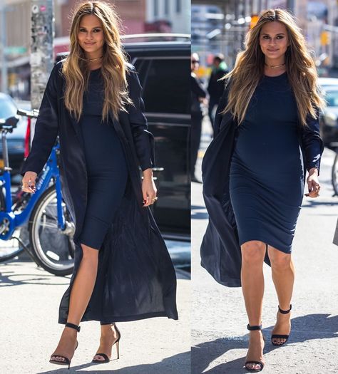 Chrissy-Teigen-in-Blue-Dress