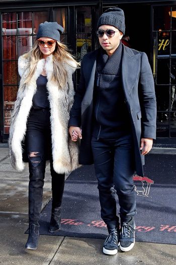 John-Legend-Chrissy-Teigen_glamour_18feb15_getty_b_592x888 - chrissy teigen n