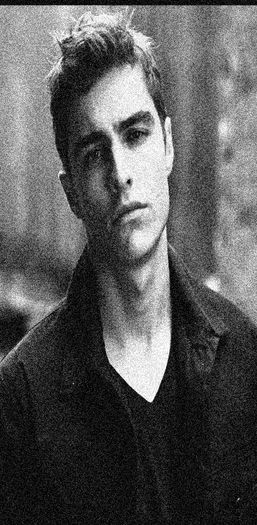 ∟kidrauhlox got  ̷D̷a̷v̷e̷ ̷F̷r̷a̷n̷c̷o̷