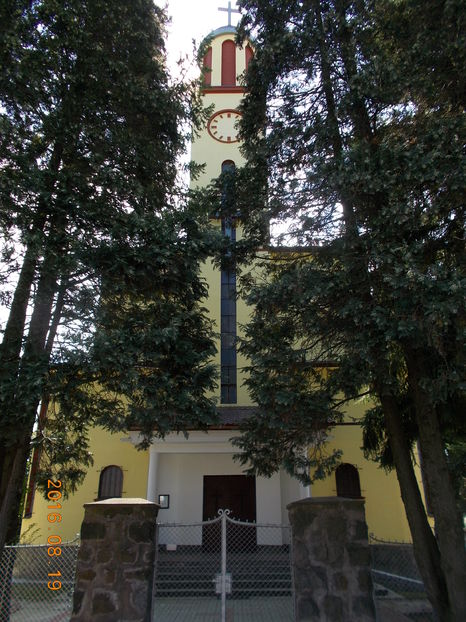 Otelu Rosu-Biserica romano-catolica - Excursii-2016