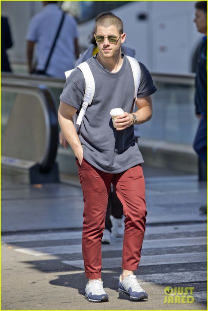 nick-jonas-mallorca-spain-coffee-airport-olivia-inspired-album-02 - nick jonas