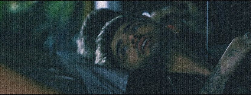 —"Doar nu eram şi eu prost să ţi-l dau pe tot."; Scutură uşor din cap, urmând ca apoi să afişeze un zâmbet răutăcios.
