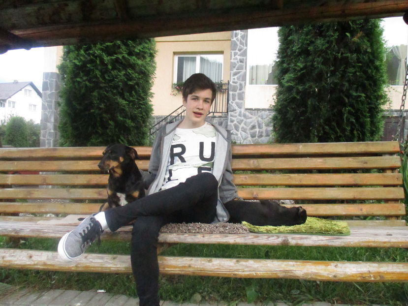  - Moeciu