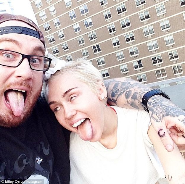 article-0-204BBC9800000578-37_634x630