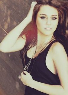 760c984097d07346bb85a7e1ef8900e7