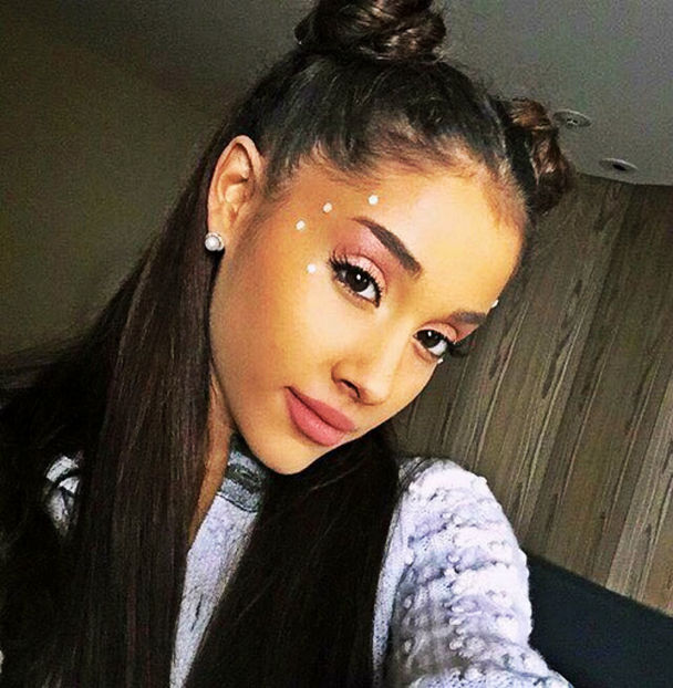 ☾ Cappy  ☽ - OWN a beautiful SELFIE - Ariana G