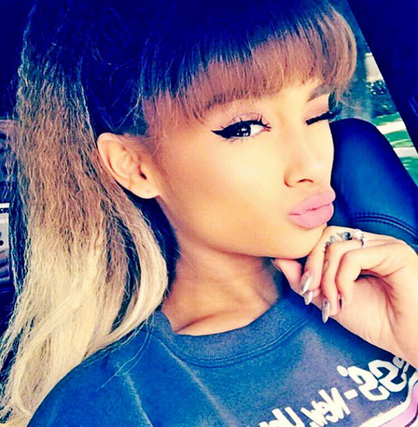 ☾ SusPanaLaCer ☽ - OWN a beautiful SELFIE - Ariana G