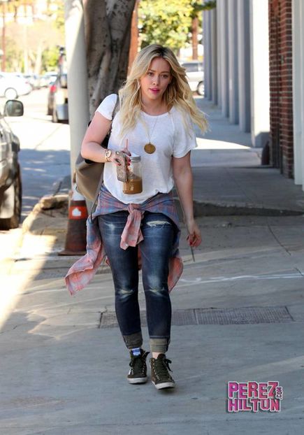 hilary-duff-admits-underage-partying-1__oPt - hilary duff