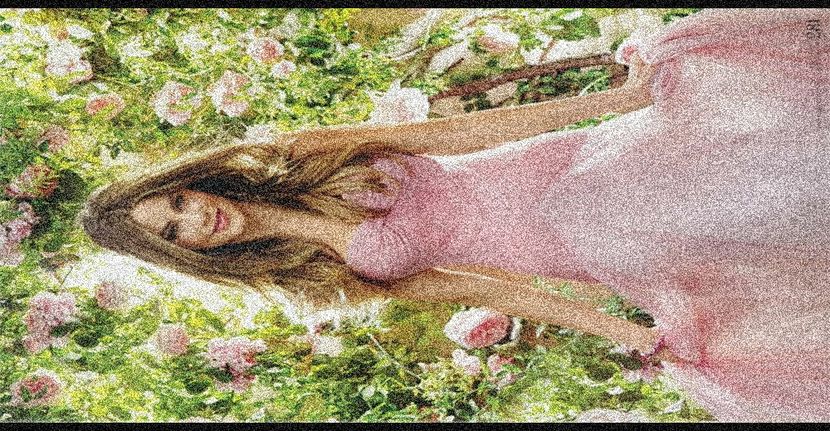 ∟christophrWood got  ̷S̷o̷f̷i̷a̷ ̷V̷e̷r̷g̷a̷r̷a̷