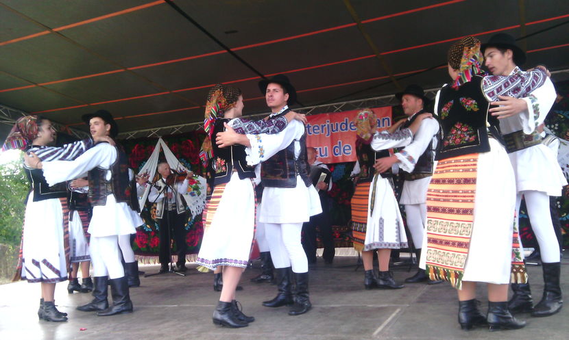  - Promovarea traditiilor  romanesti in Jud Bistrita-Nasaud
