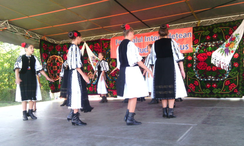  - Promovarea traditiilor  romanesti in Jud Bistrita-Nasaud