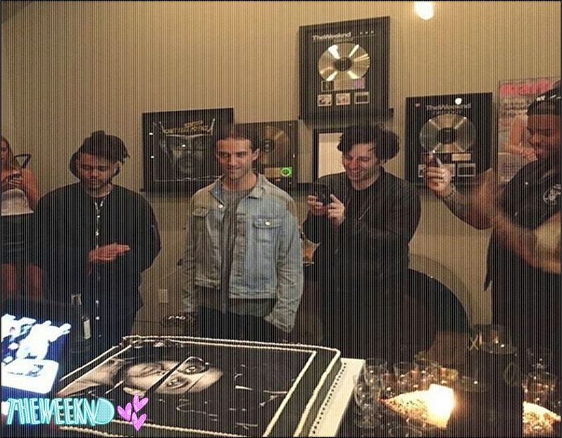 ☪ 26.09.2016 │ day 422 ϟ - Give any other day but - Thursday