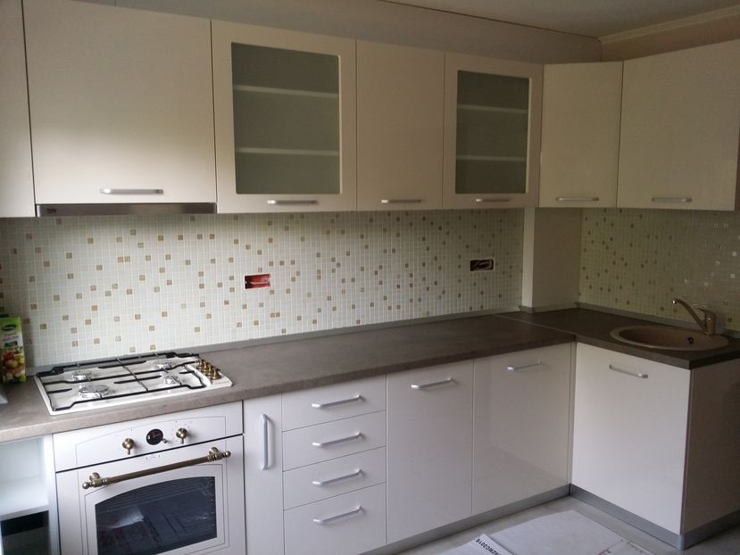 Bucatarie mdf lucios bianco