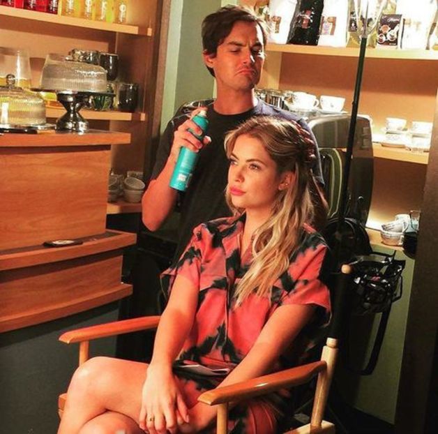 large (20) - ashley benson