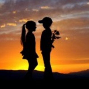 baiat-si-fetita-draguti-si-romantici-150x150