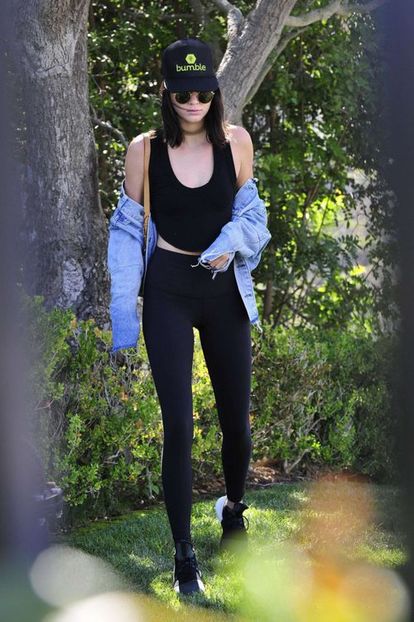 large (13) - kendall jenner