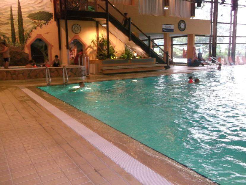 piscina din interior