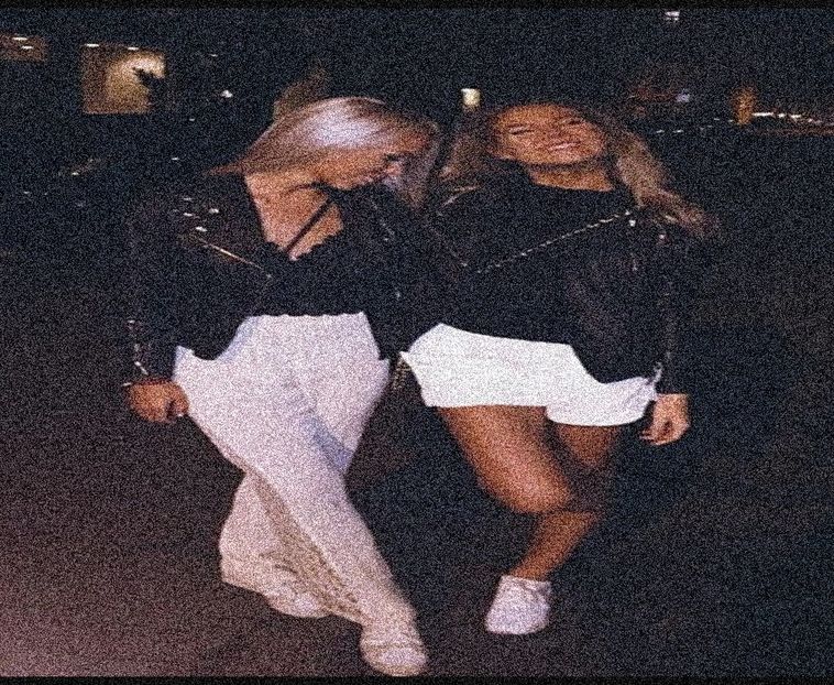 ∟iadorecyrus got  ̷F̷r̷i̷d̷a̷ ̷S̷k̷j̷e̷l̷l̷n̷a̷n̷ and Aurora.