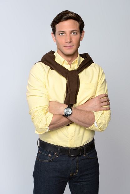 Gabriel Coronel-Jose Antonio Salinas - Marido en alquiler