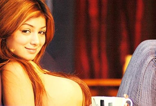 ayes - Ayesha Takia