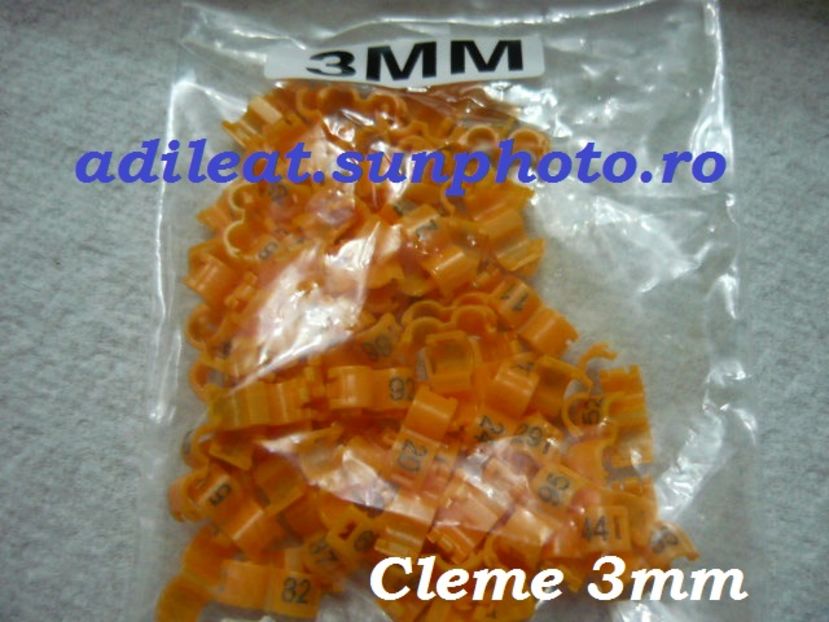 De vanzare 1,5 lei buc. - Cleme pasari exotice 3mm si 4mm