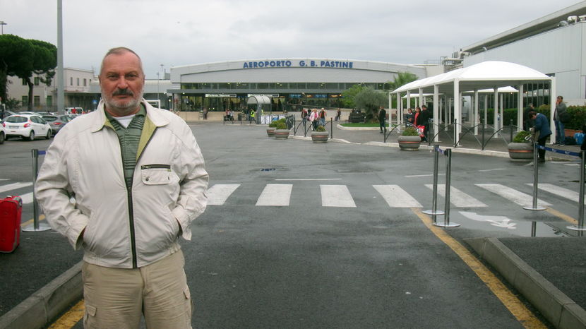 Pe aeroportul din Roma - 2016 A