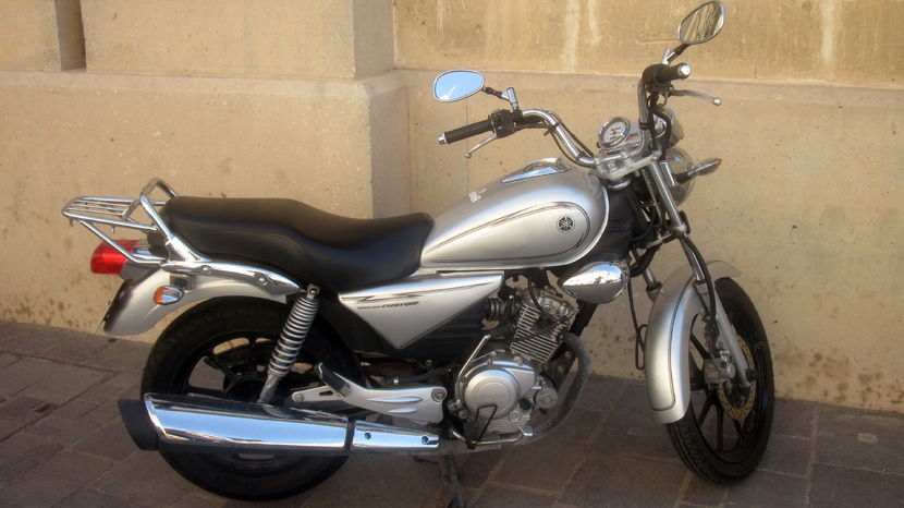 Yamaha YBR 125 Custom