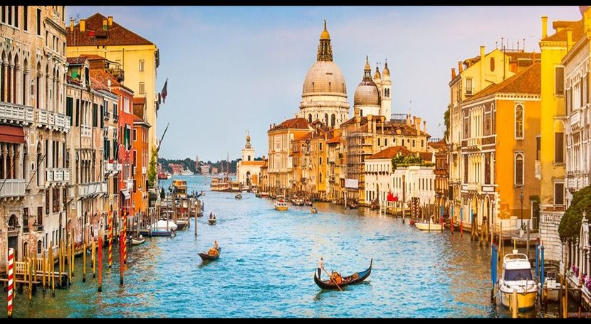 ∟lowercase got  ̷V̷e̷n̷i̷c̷e̷