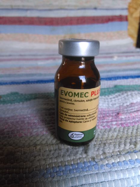EVOMEC PLUS - 4 - MEDICAMENTE