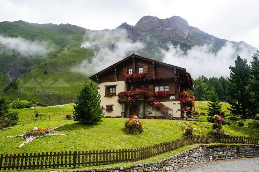 Tour du Mont Blanc Champex Grand Col Ferret Rifugio Elena_796