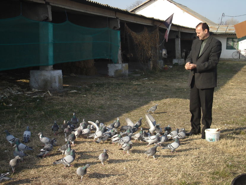 Picture 046; ii hraneste prietenul meu Gabi Grecea
