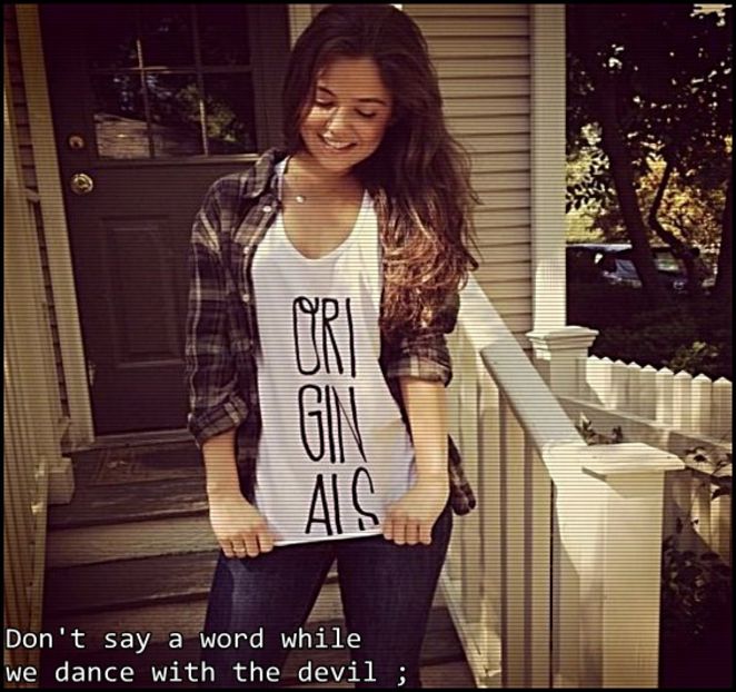 ∂ανιηα| .. (coboară în urma lui şi-i sare în sapte) ATAAAAAC!! =))))))