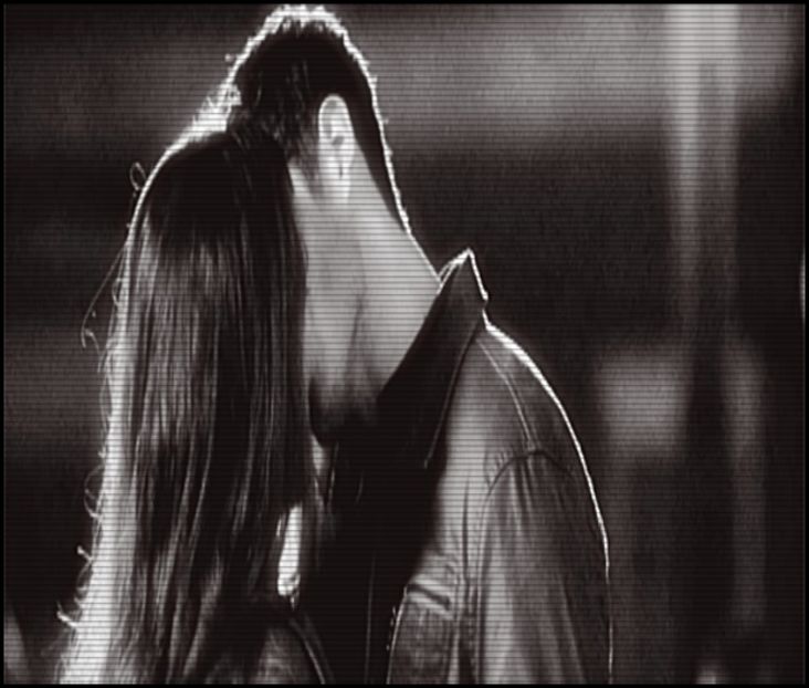 ∂ανιηα| .. păi tocmai, că te ştiu (îl sărută) Mi-a fost dor de tine=))))