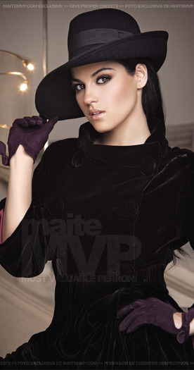 44 - maite perroni