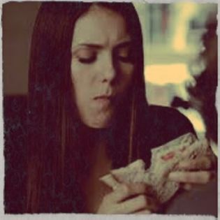 - [12.11] Ooooo. De cand n-am mai fost pe aici mi sa facut foame.=)) - here - episode 51 - done