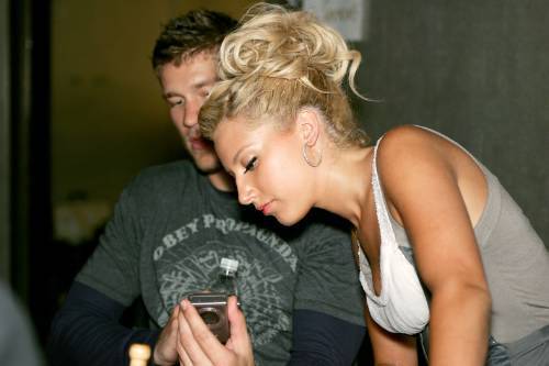 sauslf - Ashley Tisdale