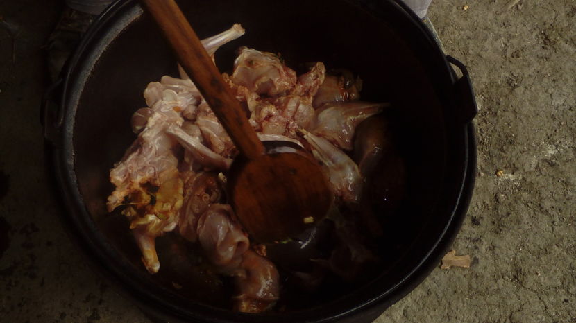 La ceaun - Retete cu carne de iepure