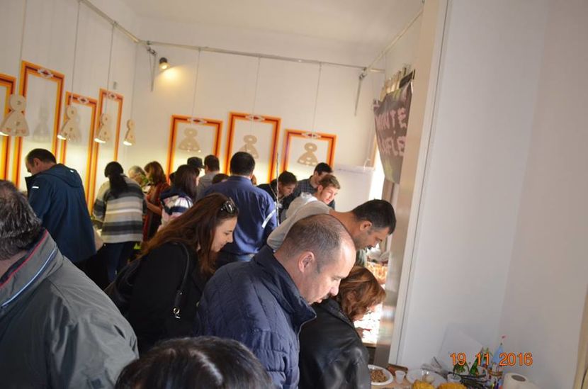 15073337_10210214531614791_787541252346738957_n - Piata Seminte cu Suflet -Bucuresti