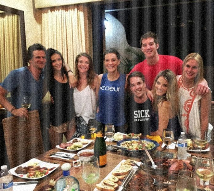 26Noiembrie2016.　　━ “Others may change us, but we start and end with family.”