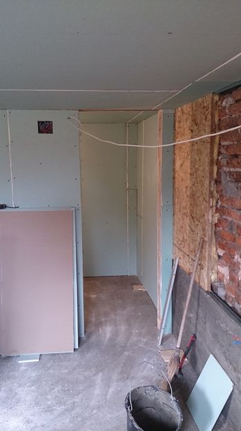  - amenajari interioare si finisari in lemn