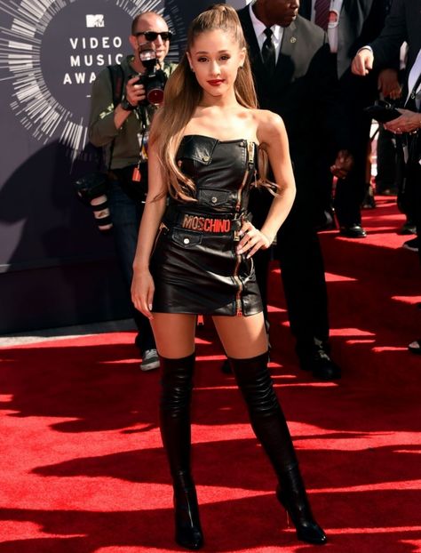  - Ariana Grade appareances Red Carpet