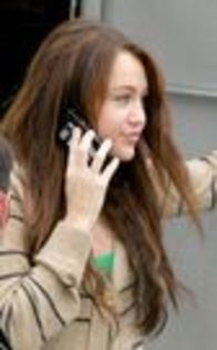 228b2f3a24ae11dda2af0030485c72b2-small - Miley Cyrus