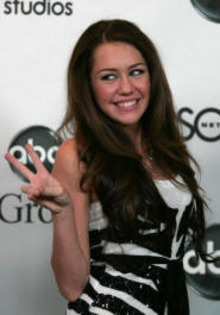 75770854 - Miley Cyrus