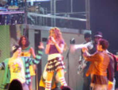 miley - 10-21_small