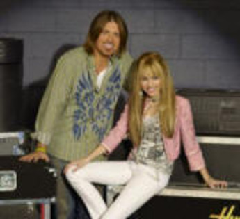 ScreenHunter_004_small - Miley Cyrus
