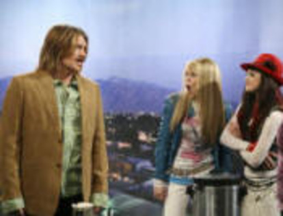 ScreenHunter_016_small - Miley Cyrus