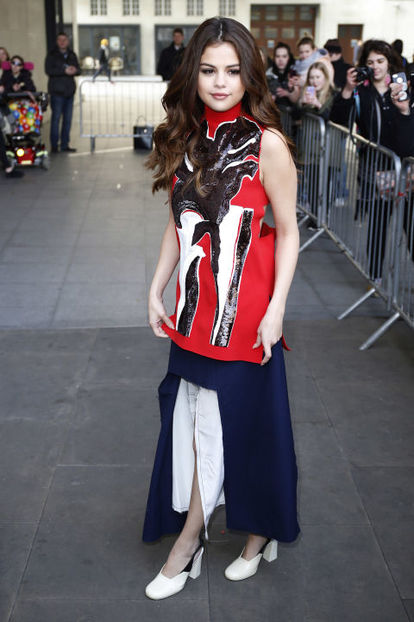 3.-Selena-11-Mar